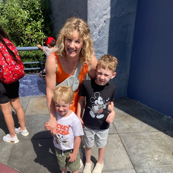 Meet your Posher, Cara rae - Picture 4 of 6